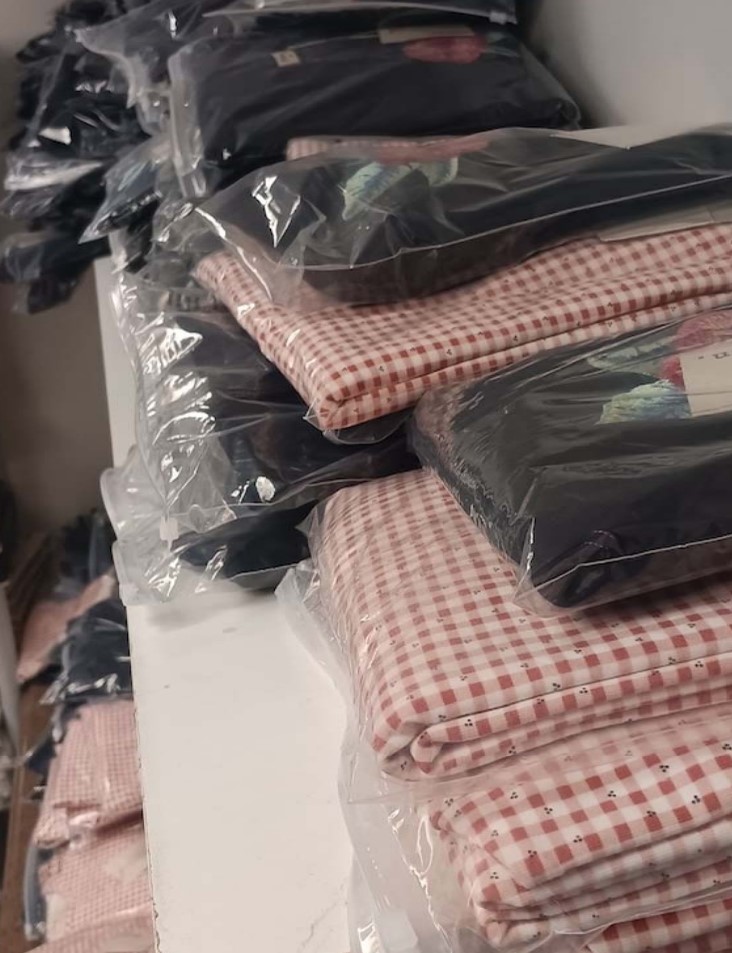 Children’s Clothing and Other Items - Image 3