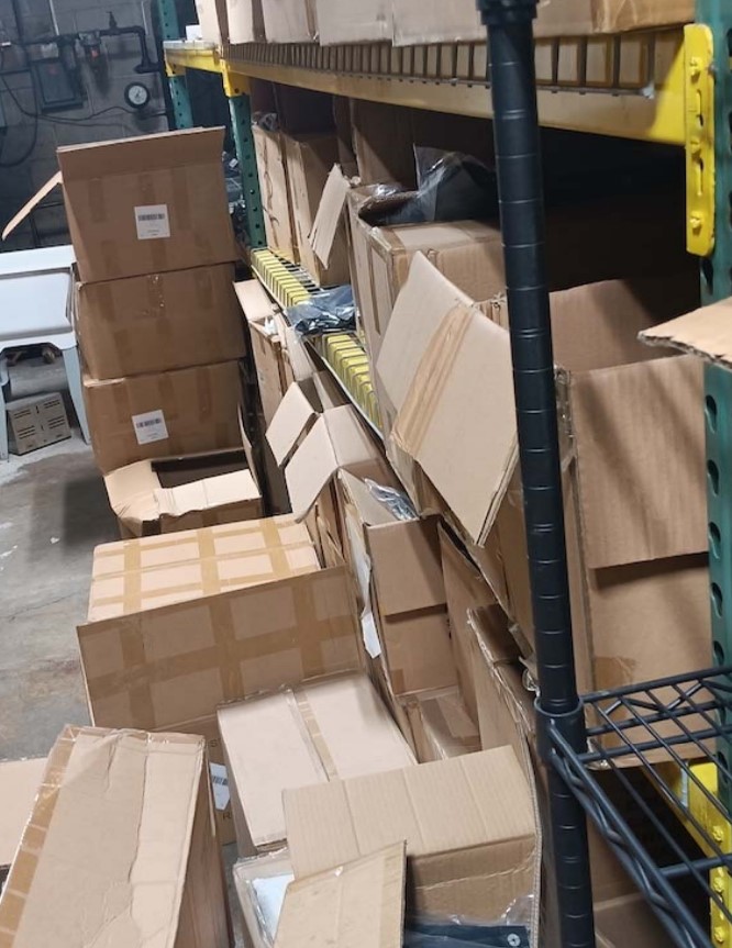 Children’s Clothing and Other Items - Image 5