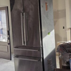 Signature Kitchen Suite 36″ with Stainless Built-in Fridge
